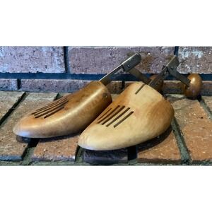 Vintage REGAL Wooden‎ Adjustable Shoe Stretchers 1950s Size 9D